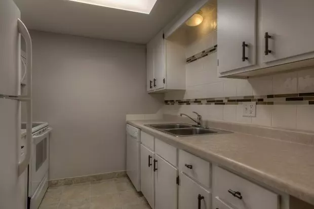 38th Place Apartment for rent in Omaha, NE