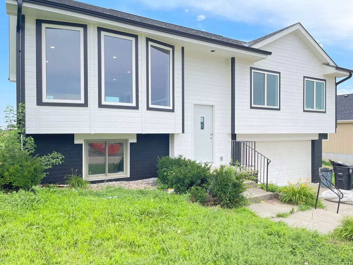 Newly Rebuilt House In The Heart Of Elkhorn House for rent in Omaha, NE