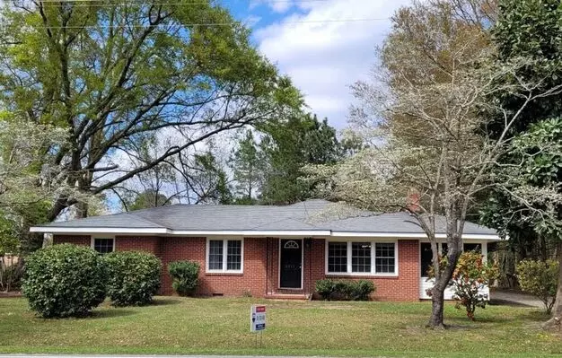 Cute Brick House With Sunroom Apartment for rent in Lumberton, NC