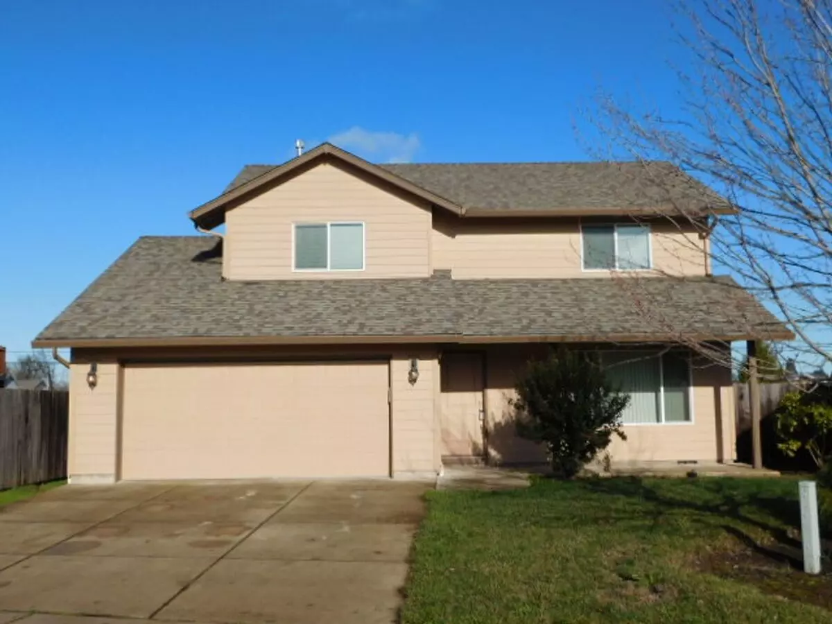 3bd/2.5ba Two Story House - Available To View! House for rent in Salem, OR