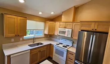 2 of 29 3bd/2ba Single Story Home-available To View! House for rent in Salem, OR
