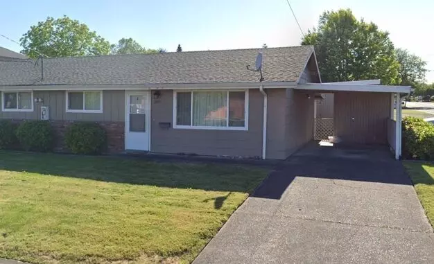Eben02* Apartment for rent in Monmouth, OR
