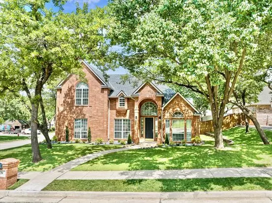 Exclusive Luxury Lease-124 N Crosstimber Trail Off Route 66 And I-35 In Edmond, Oklahoma Apartment for rent in Edmond, OK