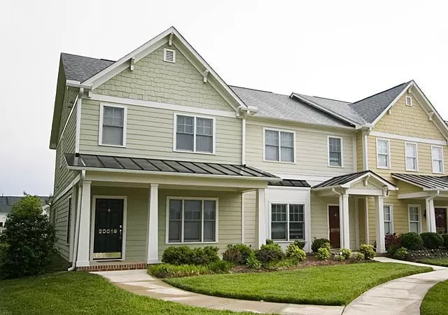 20019 Roark Hoey Loop End Unit Townhome!! House for rent in Chapel Hill, NC