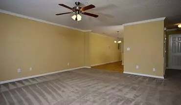3 of 7 Canterbury Square Apartment for rent in Florence, AL
