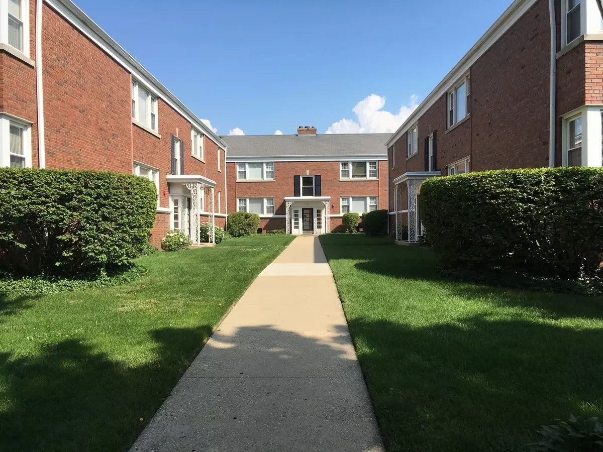 Hp12, Llc Apartment for rent in Highland Park, IL