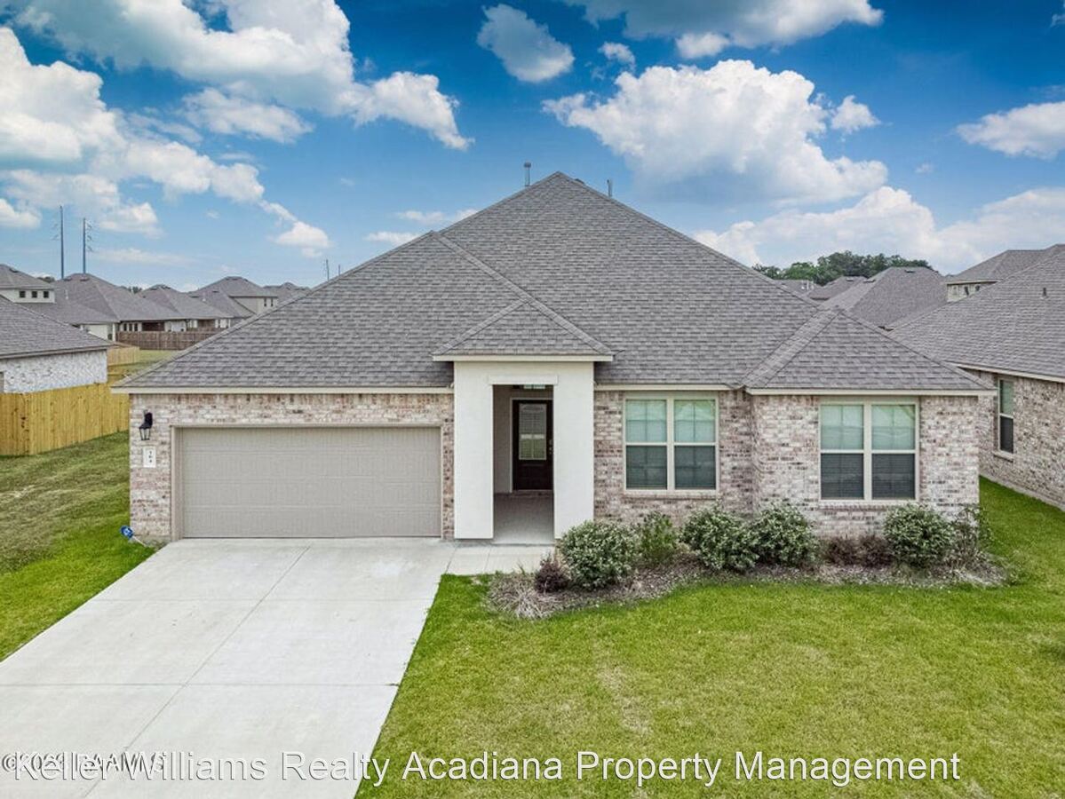 104 Rue Chateau Royal Dr Youngsville, LA House for Rent