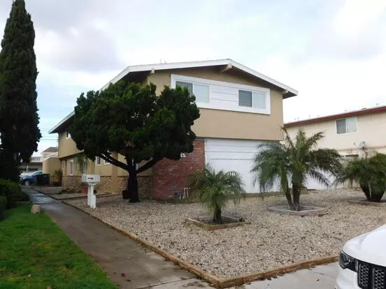 Cab275 Apartment for rent in Costa Mesa, CA