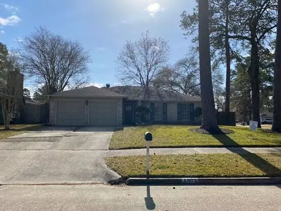 Lovely Well Cared For Home On An Extensive Landscaped Corner Lot! Spacious Family Room With High Coffered Ceiling, Ceiling Fan, Custom Designed Fireplace Mantel, Beautiful Carpet. Open Kitchen, Tile Floors, Master Bedroom, Crown Molding, Updated Carpet, M Apartment for rent in Spring, TX
