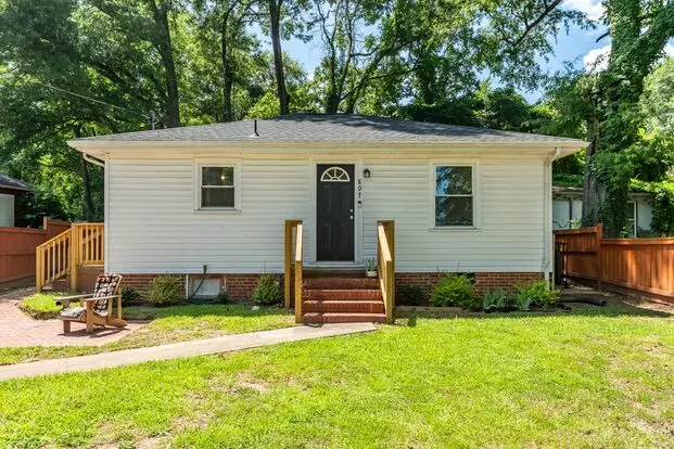 Charming 2-bedroom, 1-bathroom Home Located Near Downtown Durham Apartment for rent in Durham, NC