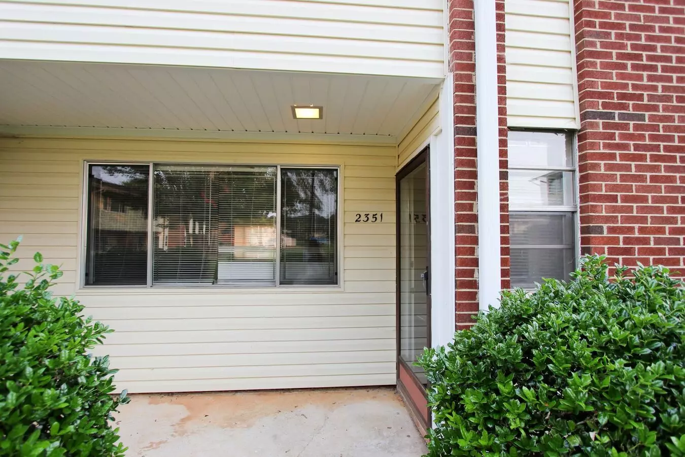 2 Bedroom, 2.5 Bath Townhouse-style Condo Located Across From Nc State's Centennial Campus House for rent in Raleigh, NC