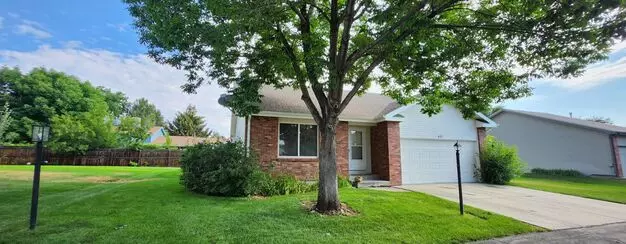 Spacious Single-family Home With Vaulted Ceilings & Finished Basement! Apartment for rent in Loveland, CO