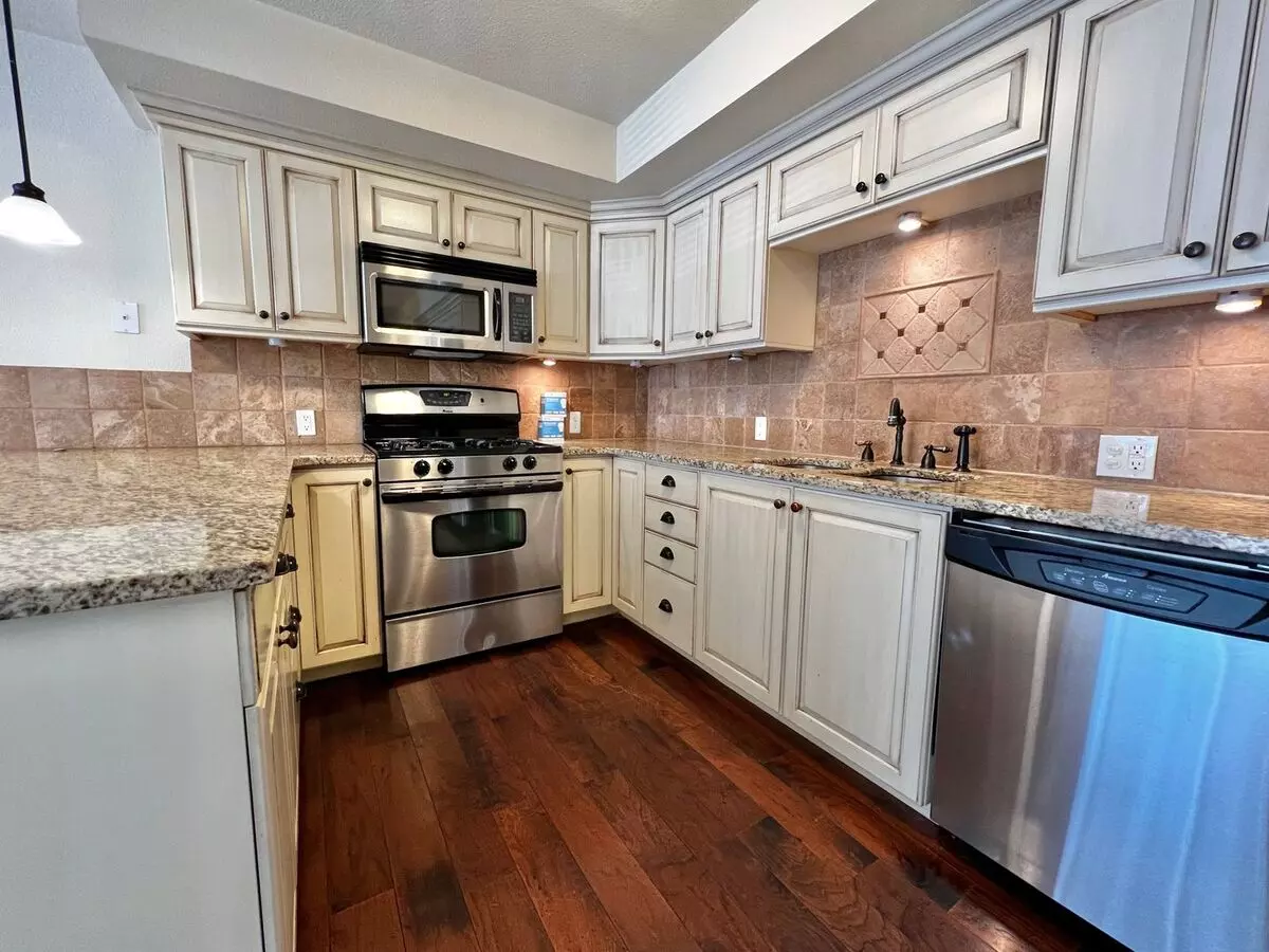 Charming Home Near Csu Campus – Move-in Ready + $100 Amazon Gift Card! Apartment for rent in Fort Collins, CO