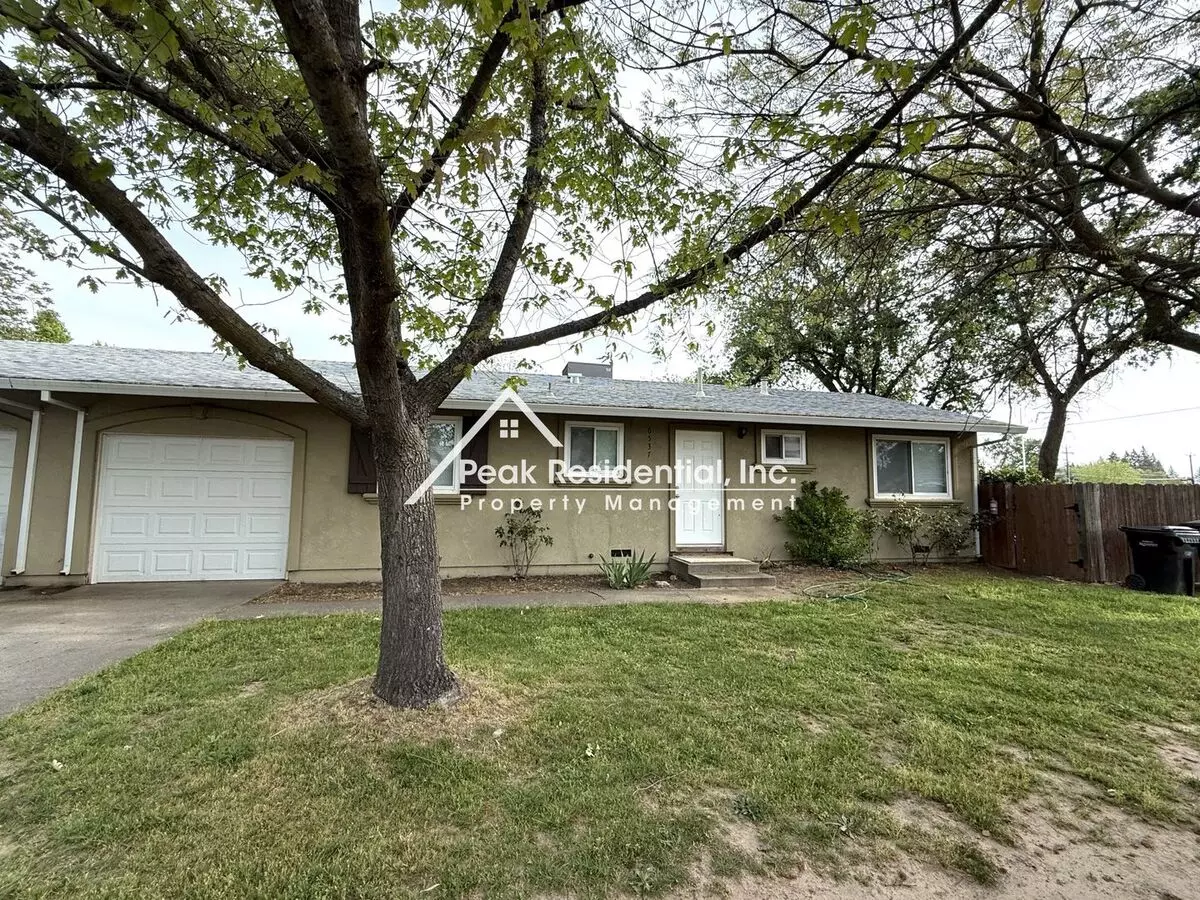 Wonderful Orangevale 3bd/1ba Duplex With 1 Car Garage House for rent in Orangevale, CA