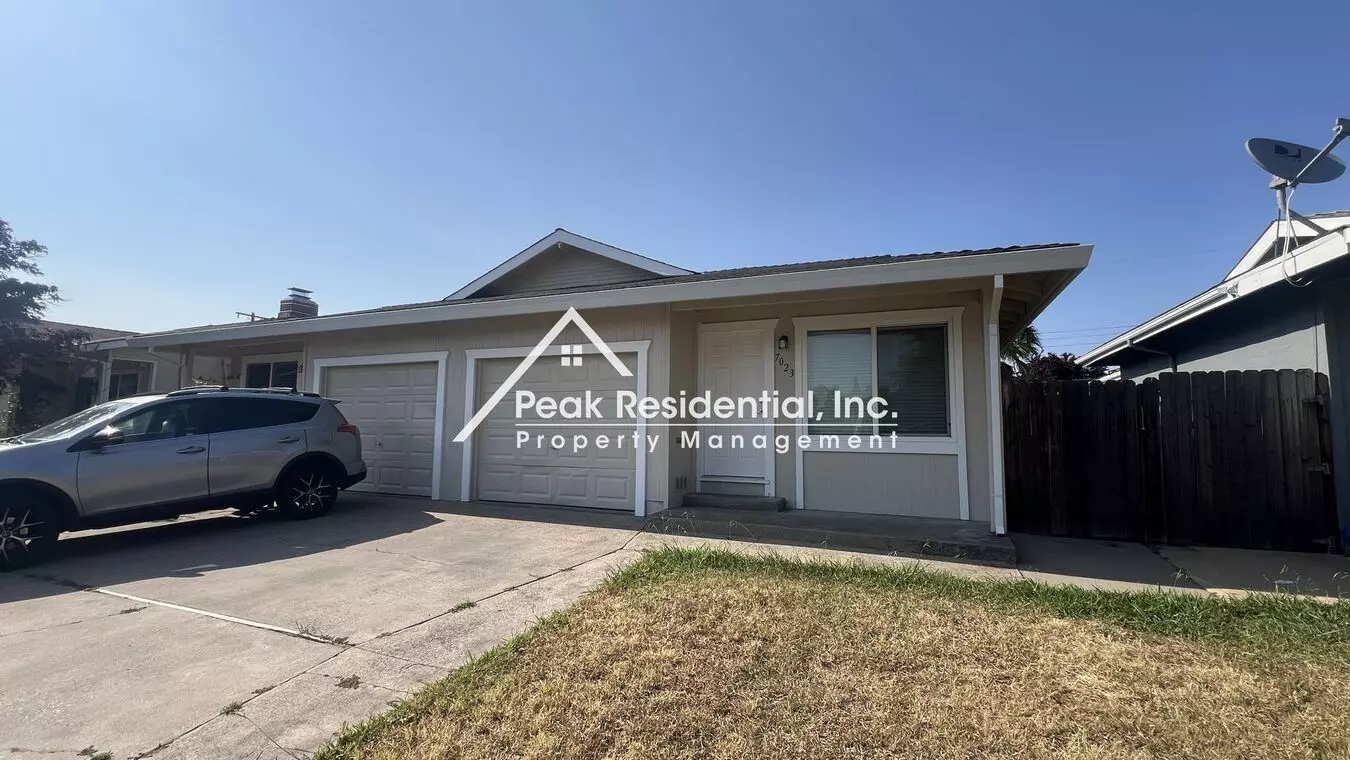Updated Citrus Heights 2bd/1ba Duplex! House for rent in Citrus Heights, CA