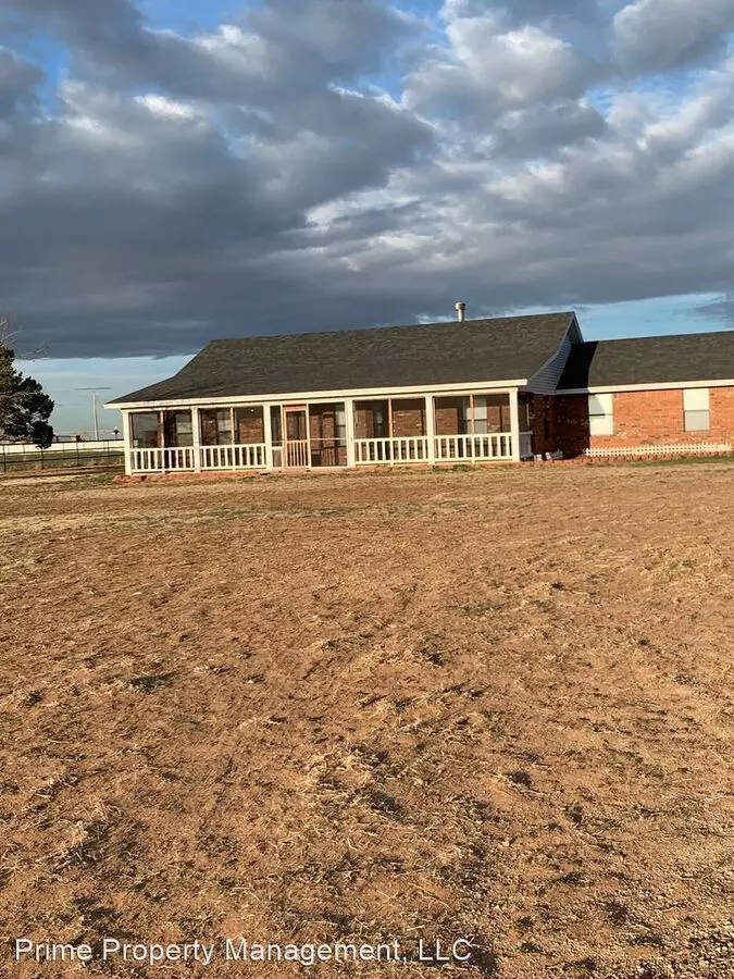 1004 Curry Rd House for rent in Clovis, NM