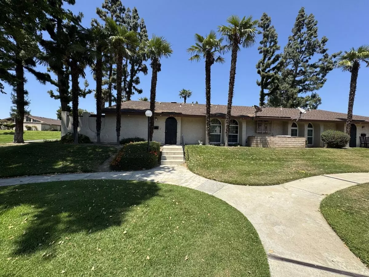 2 Bed 1 Bath Single Story Townhome For Lease In Upland House for rent in Upland, CA