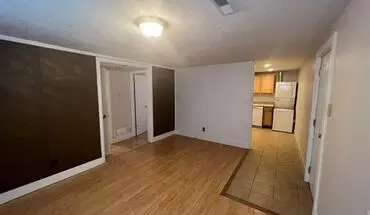 4 of 9 Great Location Apartment for rent in Bloomington, IN