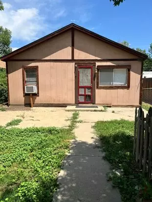 Charming 2-bedroom Home Near The Heart Of Lafayette Apartment for rent in Lafayette, CO Charming 2-bedroom Home Near The Heart Of Lafayette Apartment for rent in Lafayette, CO