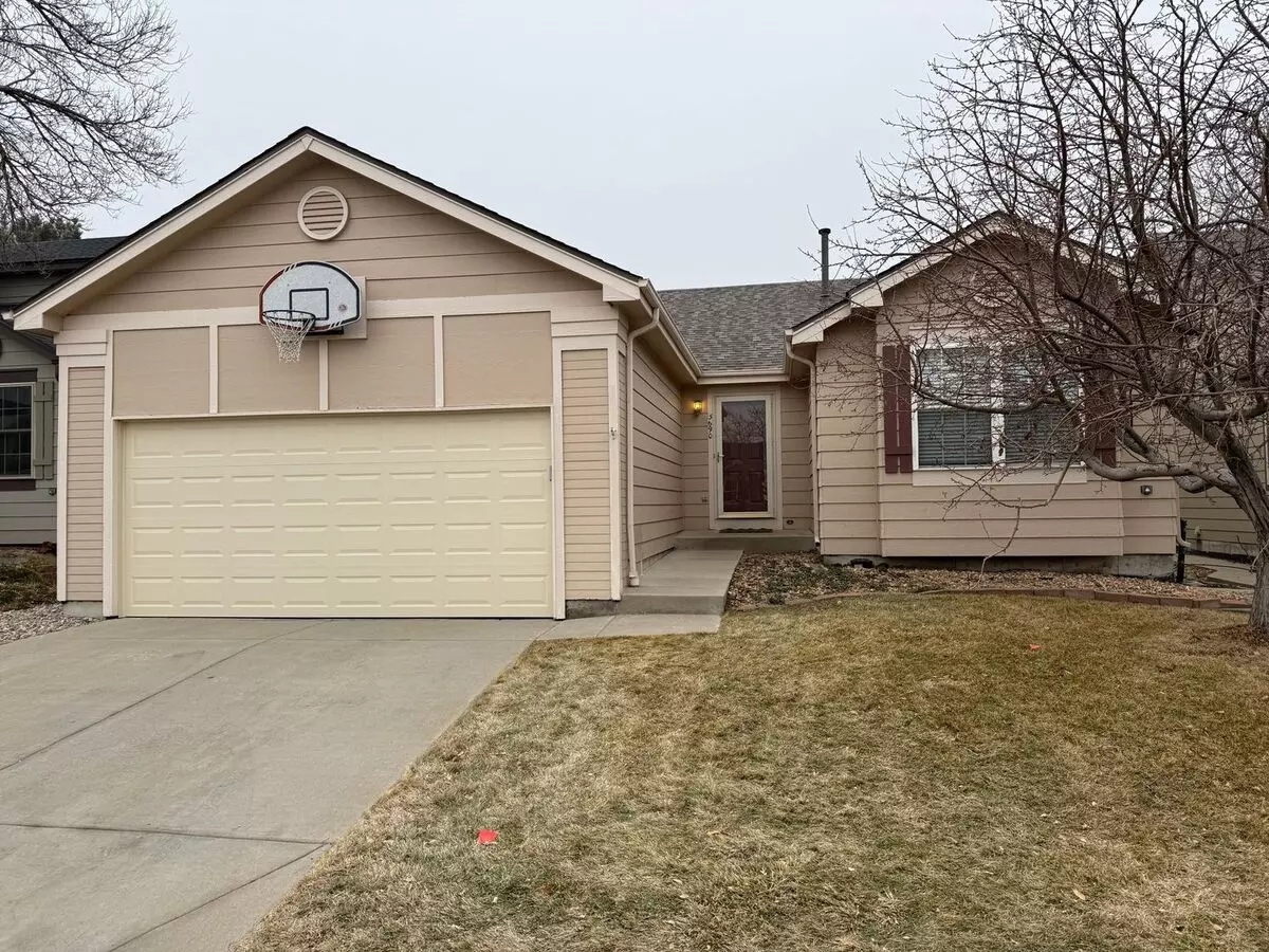 Spacious 4-bedroom Ranch With Finished Basement In Highlands Ranch!! House for rent in Highlands Ranch, CO