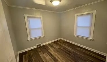 5 of 32 3 Bedroom, 2 Bath House With 2 Car Detached Garage House for rent in Davenport, IA