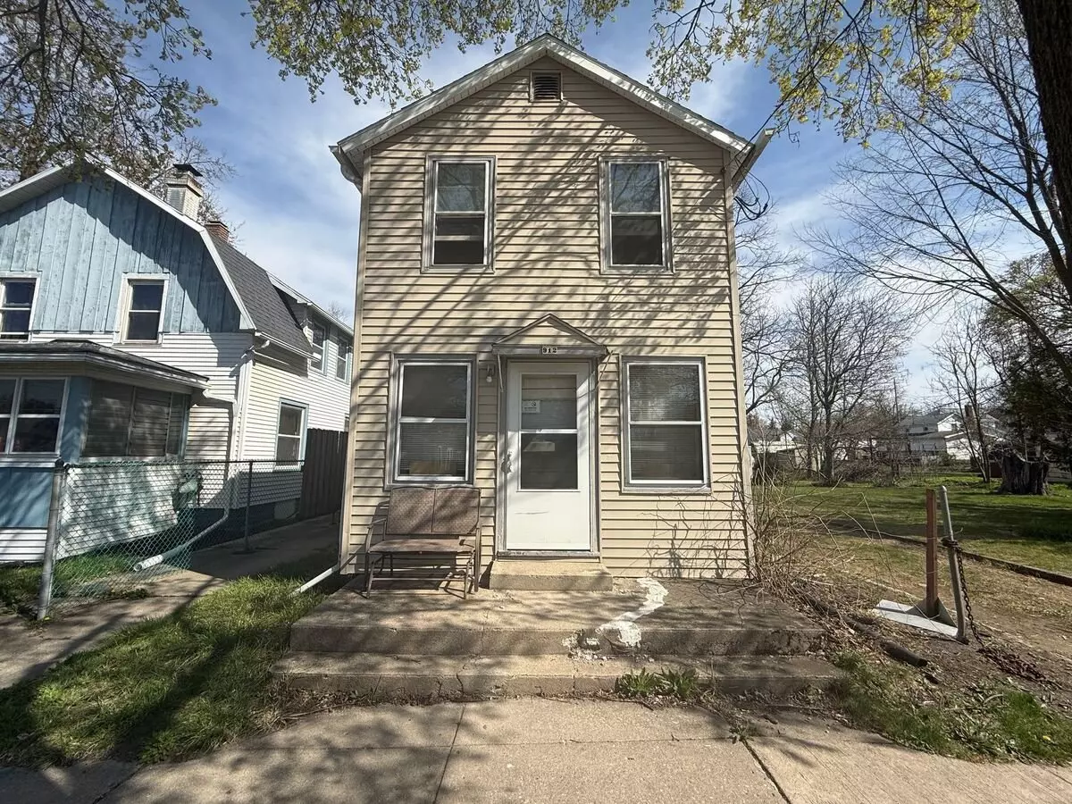 Freshly Renovated 1-bedroom-convenient Location Apartment for rent in Jackson, MI