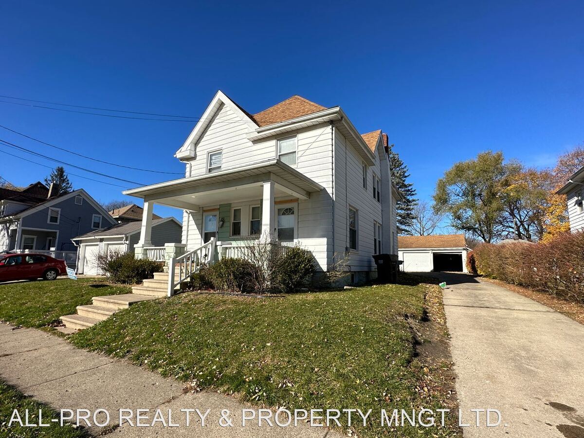 310 & 312 Randolph St Jackson, MI Apartment for Rent