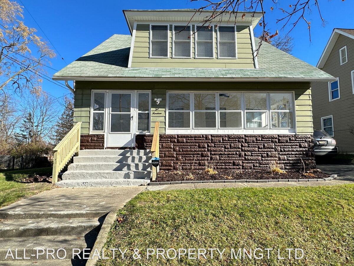 1019 S Milwaukee St Jackson, MI House for Rent Rentable