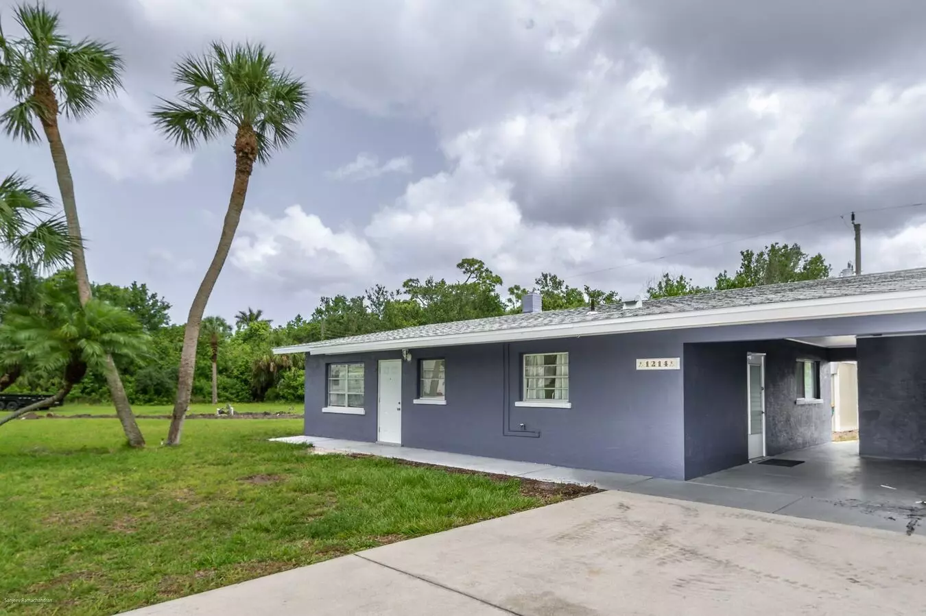 Annual Rental Pet Friendly– Updated 2br/1ba Home With Carport Near Downtown Punta Gorda House for rent in Punta Gorda, FL