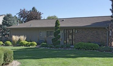 2 of 48 Fox Run Apartment for rent in Omaha, NE