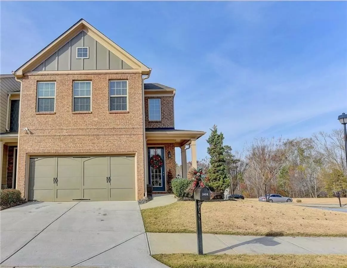 Gorgeous End Unit Townhome! House for rent in Buford, GA