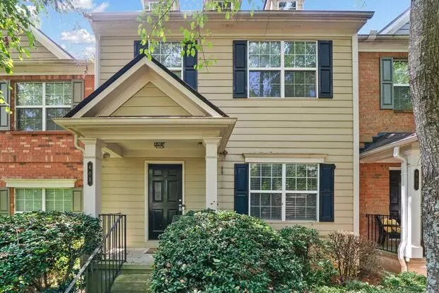 Tri-level Townhome In Charming Woodstock! Apartment for rent in Woodstock, GA