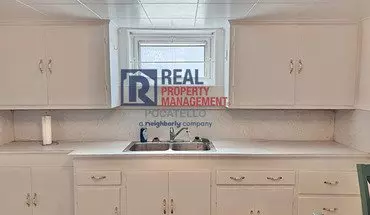 4 of 9 923 E Lander Apartment for rent in Pocatello, ID