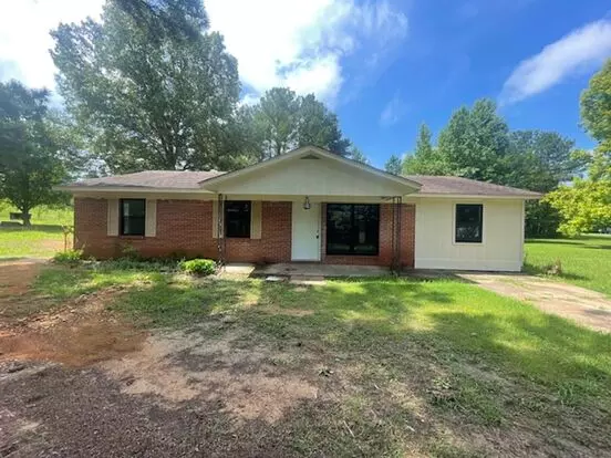 1102 Martin Luther King Jr Apartment for rent in Booneville, MS