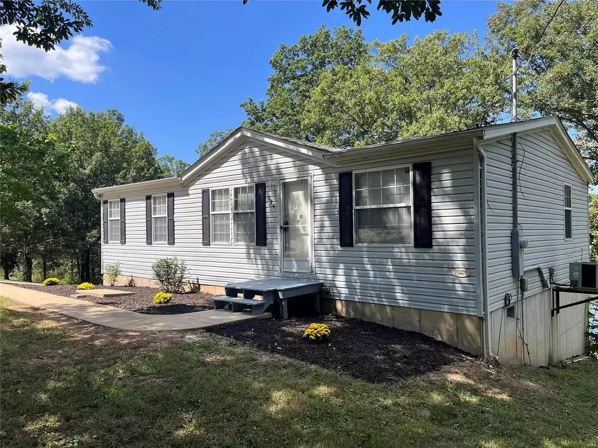654 Lakeview Ct House for rent in Union, MO