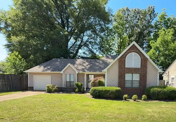 Charming 3-bedroom Home In Southeast Memphis! Apartment for rent in Memphis, TN