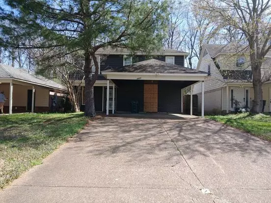 Charming Updated 3 Bedroom 2.5 Bath Home - Raleigh Apartment for rent in Memphis, TN