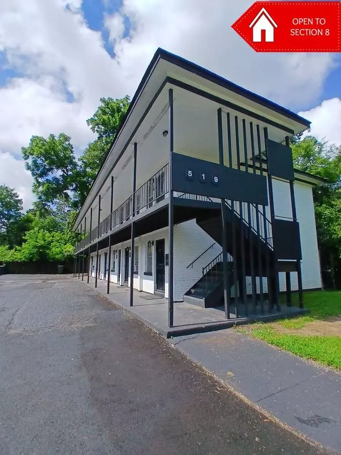 Beautifully Renovated 2 Bedroom Apartment - Open To Section 8 House for rent in Memphis, TN