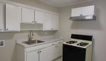 5 of 8 Beautifully Renovated 2 Bedroom Apartment - Open To Section 8 House for rent in Memphis, TN