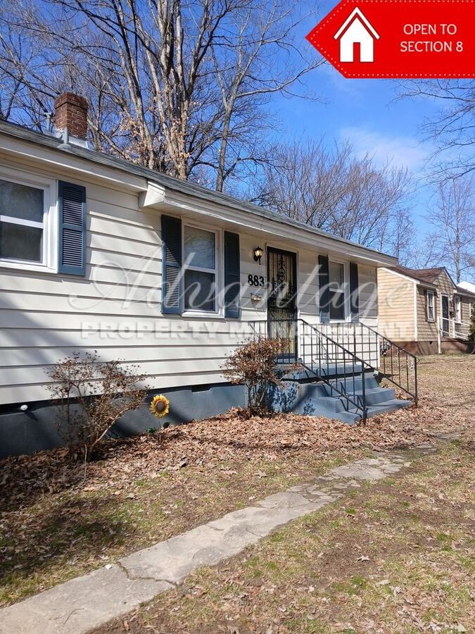 Charming 2 Bedroom 1 Bathroom Home In Berclair -... Apartments Memphis, TN