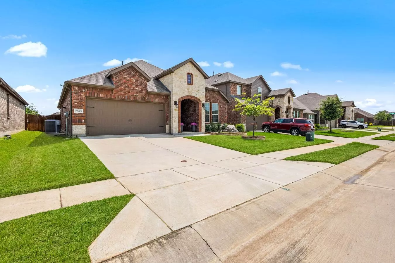 Modern Single-family Home In Aubrey, Texas — Built In 2020, This 3-bedroom, 2-bath Residence Offers A Comfortable Blend Of Style And Convenience. House for rent in Aubrey, TX