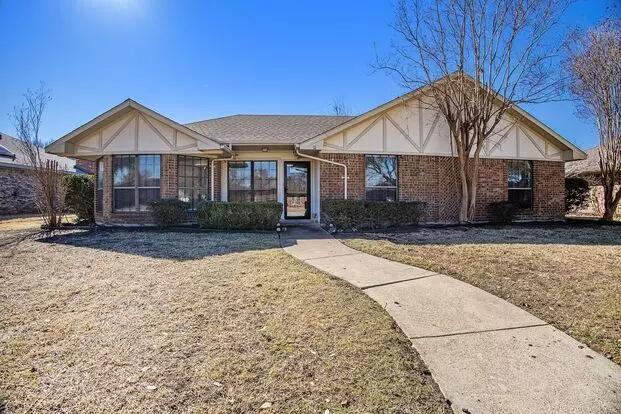 Beautifully Crafted 3-2-2 In Plano. Apartment for rent in Plano, TX Beautifully Crafted 3-2-2 In Plano. Apartment for rent in Plano, TX