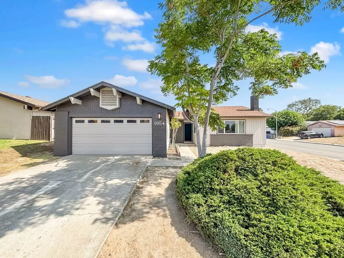 Charming 3bd/2ba House In Santee W/ W/d, Mini-split A/c Units, 2-car Garage & Sunroom! House for rent in Santee, CA