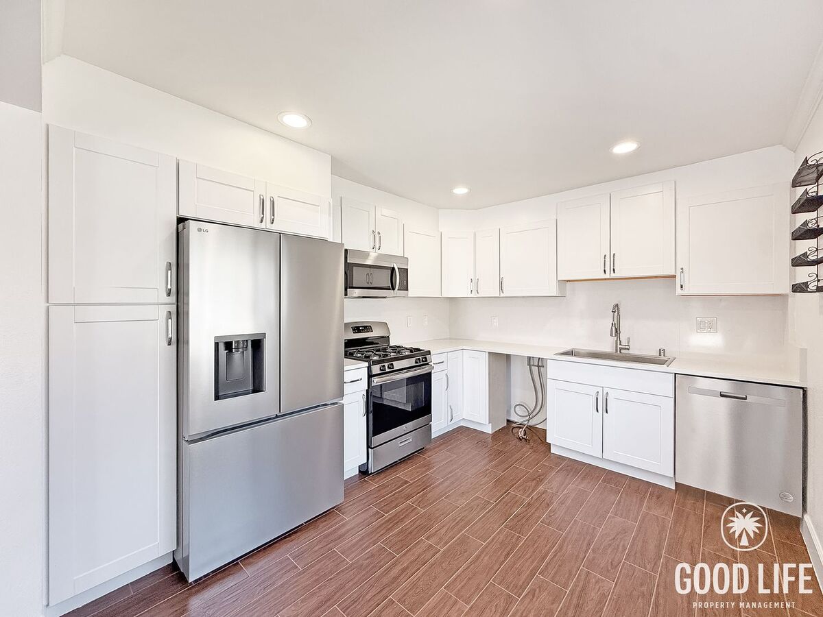 2b R Coastal 2br Unit In Pacific Beach With Parking &... Apartments San ...