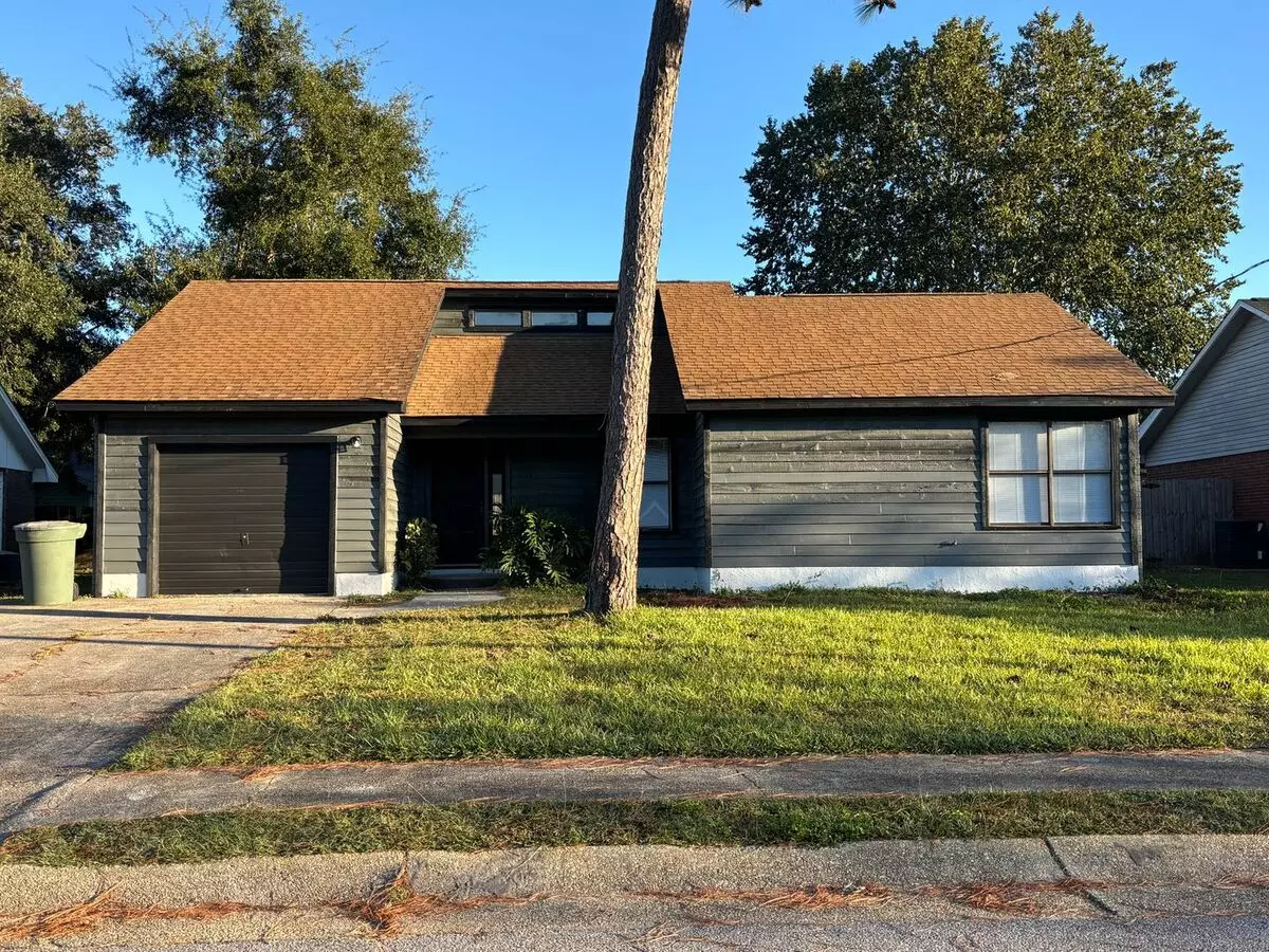 1181 Signal Hill Ln House for rent in Pensacola, FL