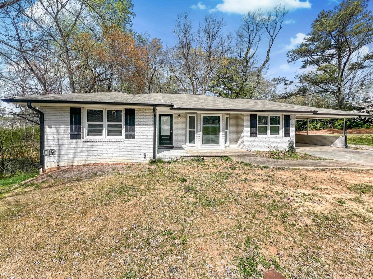 Completely Renovated 3 Br/3 Ba Ranch With... Apartments Acworth, GA