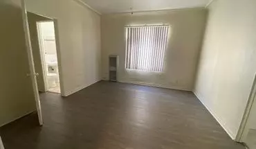 2 of 12 521 Apartment for rent in Long Beach, CA