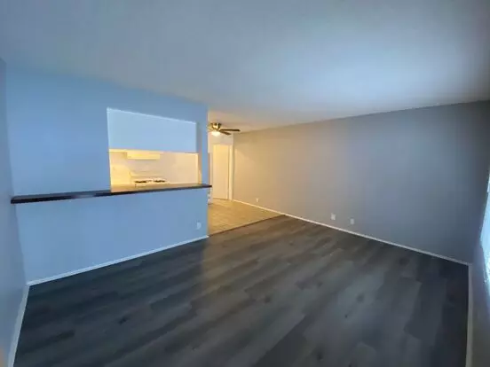 7-727 Apartment for rent in Long Beach, CA