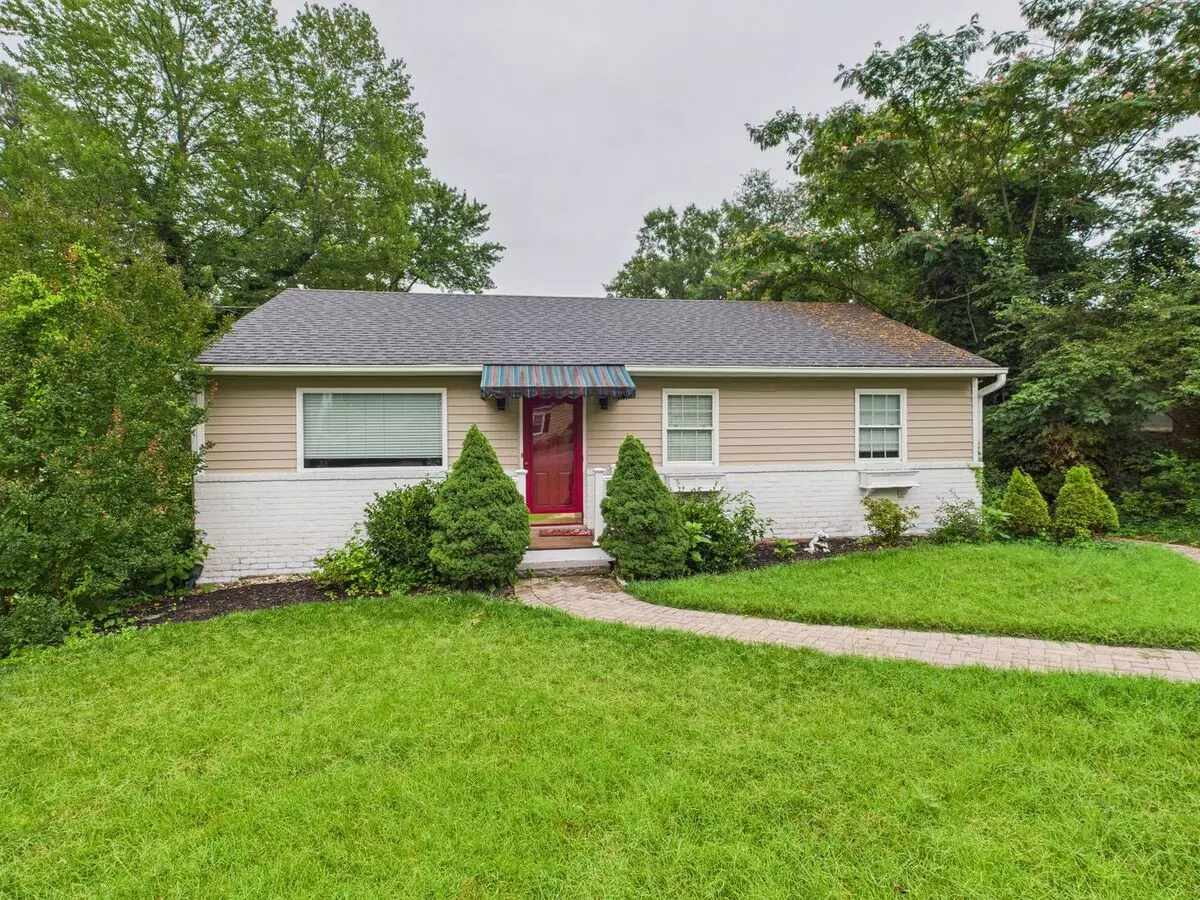 Ready For Move-in 3 Bed 2 Bath Rancher In Tuckahoe Available Now!! House for rent in Henrico, VA