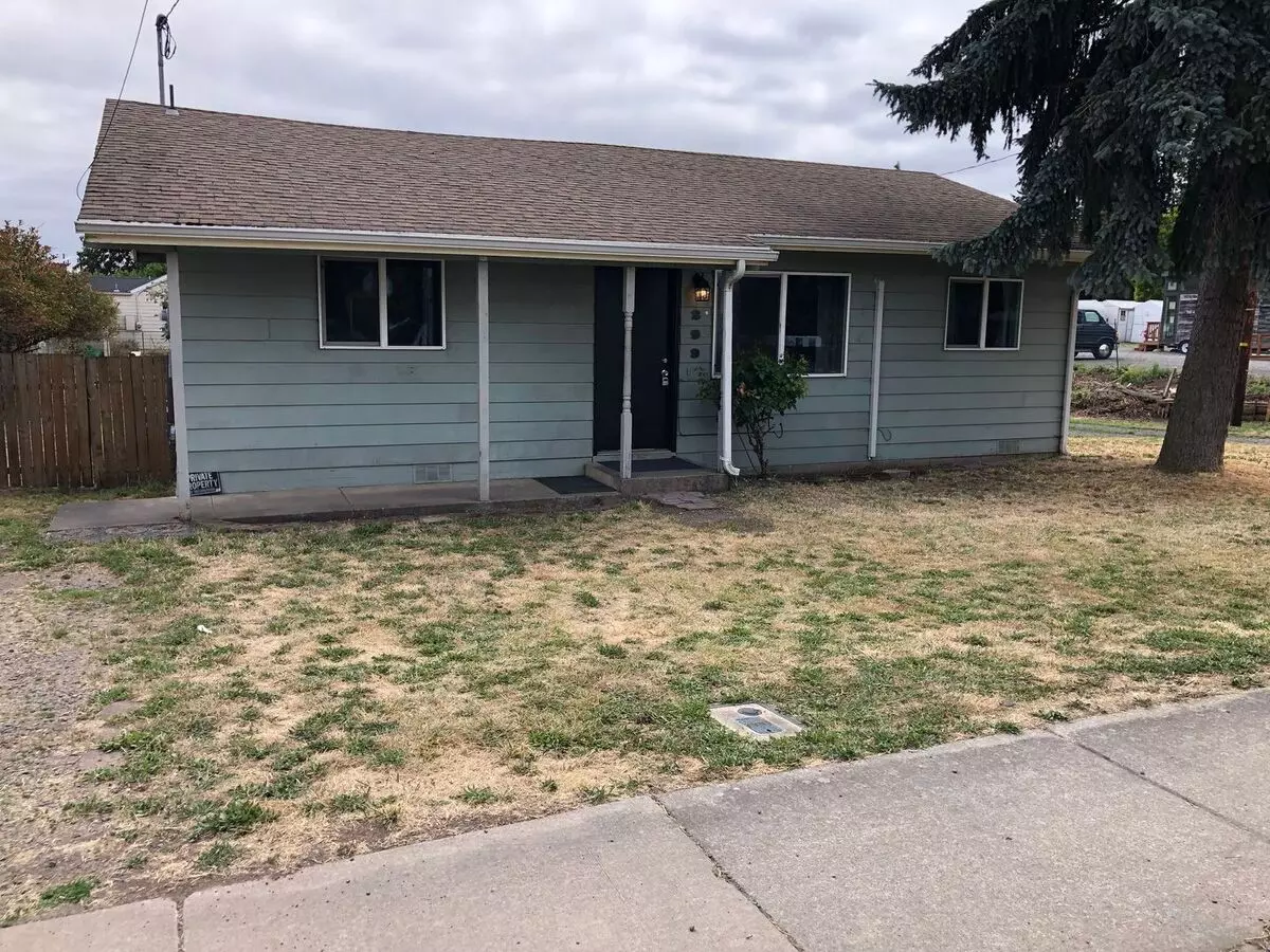 Updated 2 Bed 1 Bath House In Eugene! House for rent in Eugene, OR